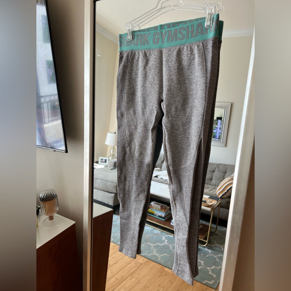Gymshark gray athletic SET